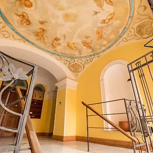  Apartment Royal